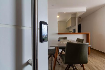 Apartamento para alugar com 48m², 2 quartos e 1 vaga Apartamento para alugar com 48m², 2 quartos e 1 vagaFechadura Eletrônica