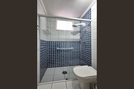 Casa à venda com 240m², 4 quartos e 4 vagas Casa à venda com 240m², 4 quartos e 4 vagasBanheiro da Suíte