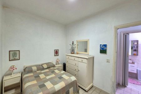 Casa à venda com 240m², 4 quartos e 4 vagas Casa à venda com 240m², 4 quartos e 4 vagasQuarto 3