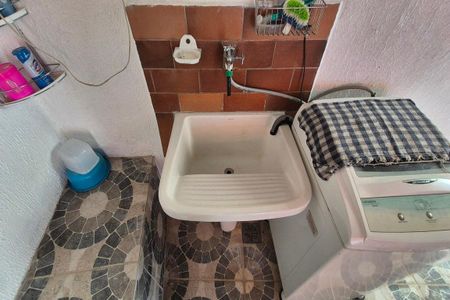 Casa à venda com 240m², 4 quartos e 4 vagas Casa à venda com 240m², 4 quartos e 4 vagasÁrea de Serviço