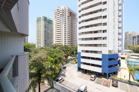 Apartamento à venda com 87m², 2 quartos e 1 vagaVaranda