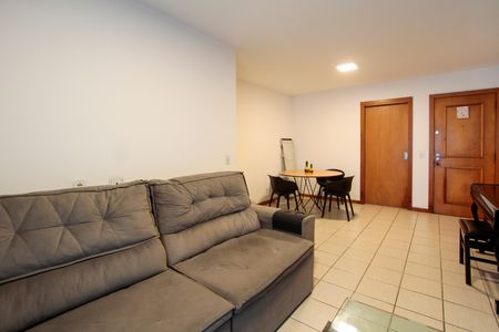Sala de apartamento à venda com 2 quartos, 87m² em Barra da Tijuca, Rio de Janeiro