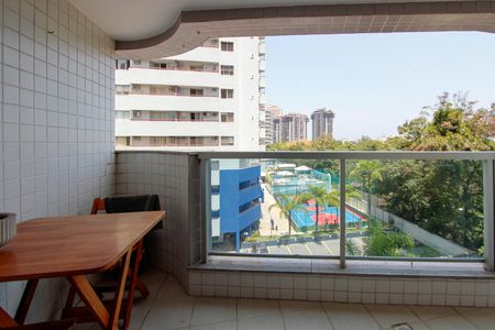 Apartamento à venda com 87m², 2 quartos e 1 vagaVaranda