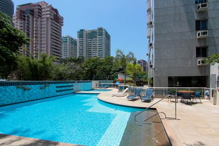 Apartamento à venda com 87m², 2 quartos e 1 vagaÁrea comum - Piscina