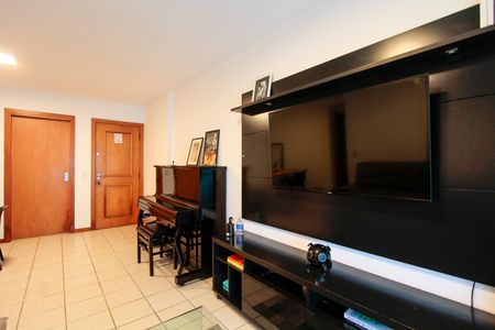 Apartamento à venda com 87m², 2 quartos e 1 vagaSala