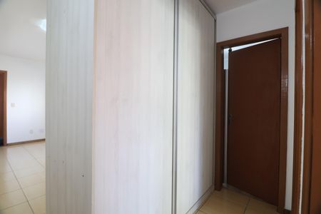 Detalhe Sala de apartamento para alugar com 2 quartos, 68m² em Centro, Canoas