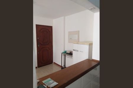 Cozinha de apartamento para alugar com 1 quarto, 34m² em Copacabana, Rio de Janeiro