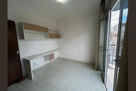 Apartamento à venda com 100m², 3 quartos e 1 vagaQuarto