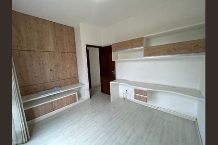 Apartamento à venda com 100m², 3 quartos e 1 vagaQuarto