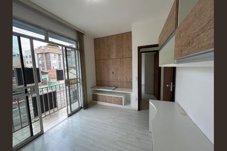 Apartamento à venda com 100m², 3 quartos e 1 vagaQuarto