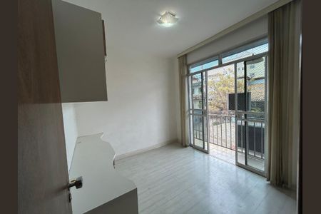 Sala de apartamento à venda com 3 quartos, 100m² em Padre Eustáquio, Belo Horizonte