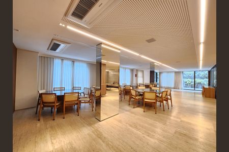 Apartamento à venda com 140m², 3 quartos e 4 vagas Apartamento à venda com 140m², 3 quartos e 4 vagasÁrea comum