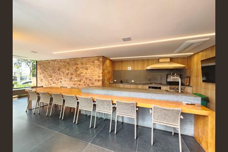 Apartamento à venda com 140m², 3 quartos e 4 vagas Apartamento à venda com 140m², 3 quartos e 4 vagasÁrea comum