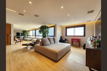 Apartamento à venda com 140m², 3 quartos e 4 vagas Apartamento à venda com 140m², 3 quartos e 4 vagasSala