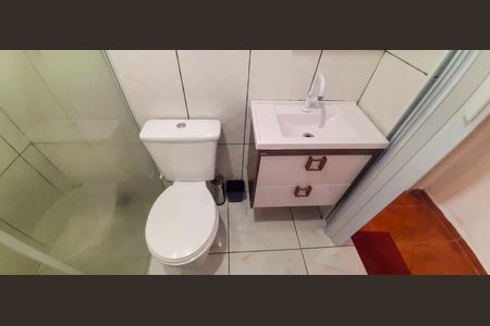 Casa à venda com 300m², 4 quartos e 1 vaga Casa à venda com 300m², 4 quartos e 1 vagaCasa 4 - Banheiro