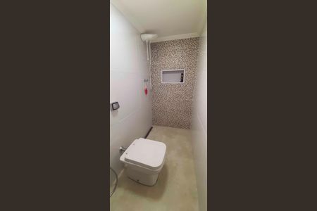 Casa à venda com 300m², 4 quartos e 1 vaga Casa à venda com 300m², 4 quartos e 1 vagaCasa 3 - Banheiro da Suíte