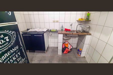 Casa à venda com 300m², 4 quartos e 1 vaga Casa à venda com 300m², 4 quartos e 1 vagaCasa 1 - Cozinha