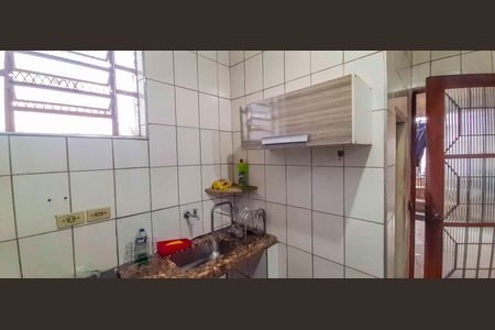 Casa à venda com 300m², 4 quartos e 1 vaga Casa à venda com 300m², 4 quartos e 1 vagaCasa 1 - Cozinha