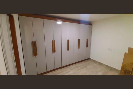 Casa à venda com 300m², 4 quartos e 1 vaga Casa à venda com 300m², 4 quartos e 1 vagaCasa 3 - Suíte