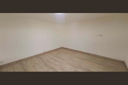 Casa à venda com 300m², 4 quartos e 1 vaga Casa à venda com 300m², 4 quartos e 1 vagaCasa 3 - Sala