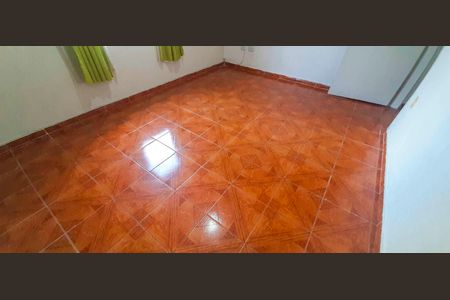 Casa à venda com 300m², 4 quartos e 1 vaga Casa à venda com 300m², 4 quartos e 1 vagaCasa 4 - Quarto