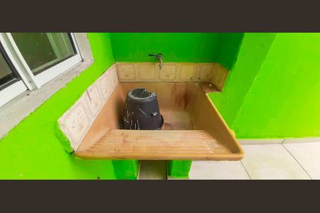 Casa à venda com 300m², 4 quartos e 1 vaga Casa à venda com 300m², 4 quartos e 1 vagaCasa 3 - Área de Serviço