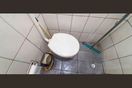 Casa à venda com 300m², 4 quartos e 1 vaga Casa à venda com 300m², 4 quartos e 1 vagaCasa 1 - Banheiro