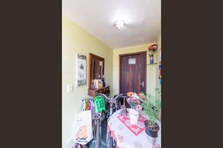 Casa à venda com 140m², 3 quartos e 2 vagasHall