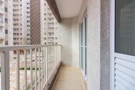 Sacada de apartamento à venda com 2 quartos, 46m² em Quitaúna, Osasco