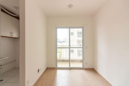 Sala de apartamento à venda com 2 quartos, 46m² em Quitaúna, Osasco