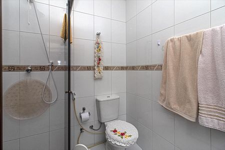 Casa à venda com 133m², 2 quartos e 2 vagasbanheiro na suíte_3