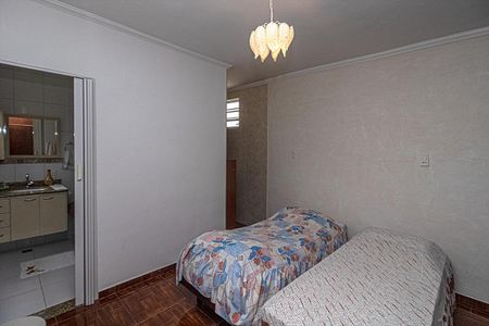 Casa à venda com 133m², 2 quartos e 2 vagassuíte_1