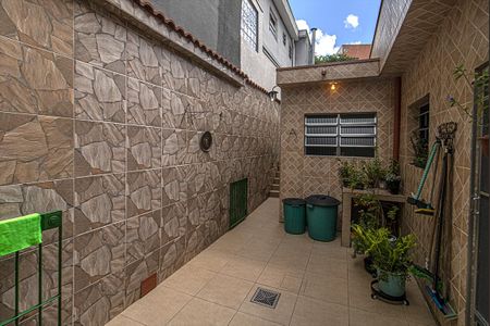 Casa à venda com 133m², 2 quartos e 2 vagasquintal_2