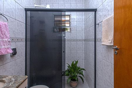 banheiro social_2 de casa à venda com 2 quartos, 133m² em Jardim Maria Estela, São Paulo