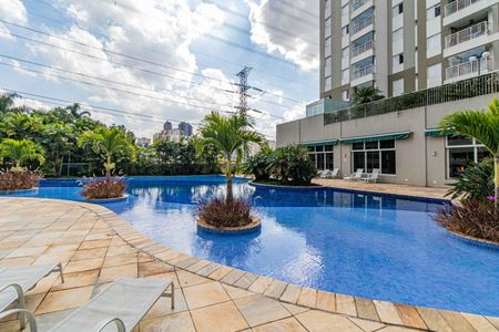 Apartamento à venda com 72m², 3 quartos e 2 vagasÁrea comum - Piscina