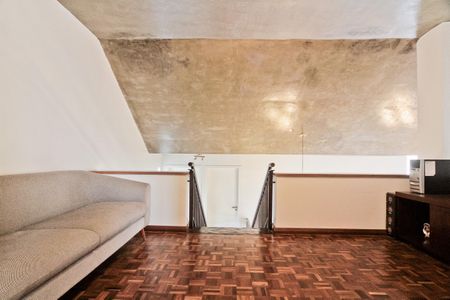 Casa à venda com 275m², 3 quartos e 6 vagasMezanino