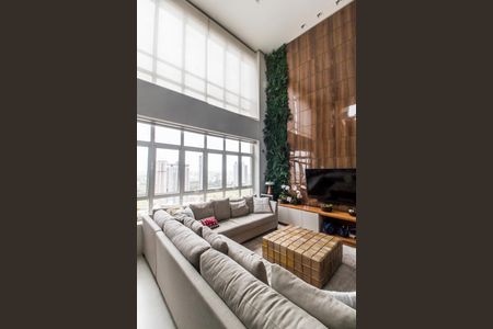 Apartamento para alugar com 190m², 3 quartos e 3 vagas Apartamento para alugar com 190m², 3 quartos e 3 vagasSala