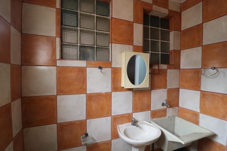 Banheiro de kitnet/studio para alugar com 1 quarto, 27m² em Vila Prudente, São Paulo