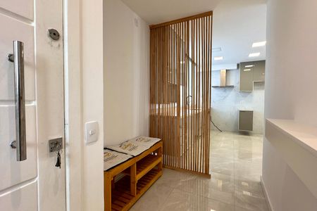 Apartamento à venda com 130m², 3 quartos e 2 vagasEntrada