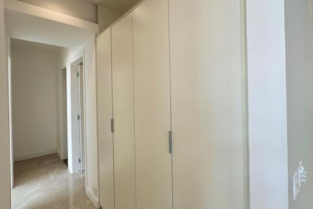 Apartamento à venda com 130m², 3 quartos e 2 vagasCorredor
