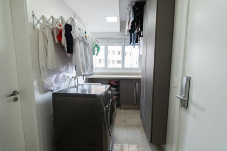 Apartamento à venda com 160m², 2 quartos e 3 vagasÁrea de serviço