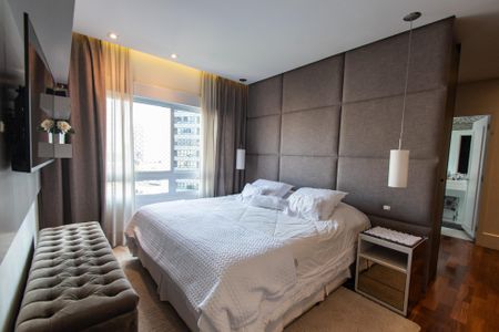 Apartamento à venda com 160m², 2 quartos e 3 vagasSuíte 2