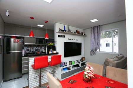 Sala de apartamento para alugar com 2 quartos, 47m² em Jardim Helga, São Paulo