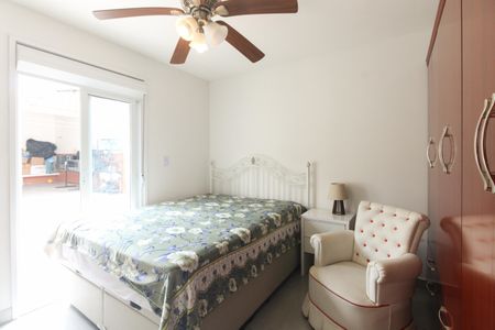 Casa à venda com 130m², 3 quartos e 2 vagasSuíte