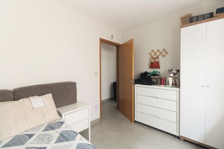 Casa à venda com 130m², 3 quartos e 2 vagasQuarto 1