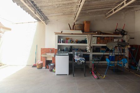 Casa à venda com 130m², 3 quartos e 2 vagasQuintal e Área de Serviço