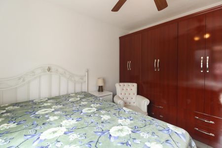 Casa à venda com 130m², 3 quartos e 2 vagasSuíte