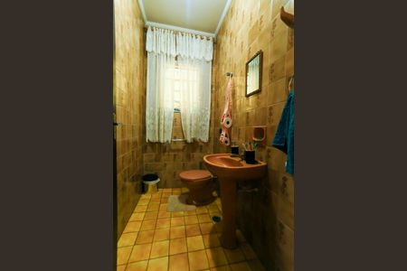 Casa à venda com 155m², 3 quartos e 2 vagasLavabo