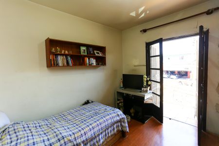 Casa à venda com 155m², 3 quartos e 2 vagassuite 1