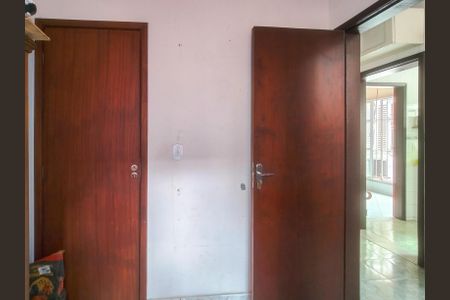 Casa à venda com 214m², 6 quartos e 1 vagaQuarto 4